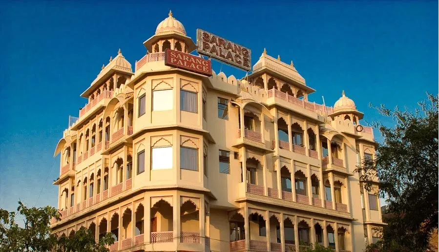 Hotel Sarang Palace
